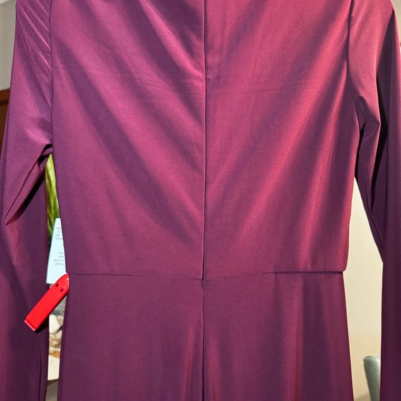 MAC DUGGAL STYLE 67848 , SIZE 2 FAUX WRAP LONG SLEEVE GOWN W/ APPLIQUÉ DETAIL - Picture 7 of 8